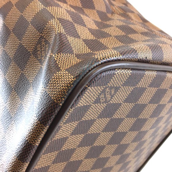 Greenwich Duffle Top Handle Overnight Travel Bag - Picture 7 of 12